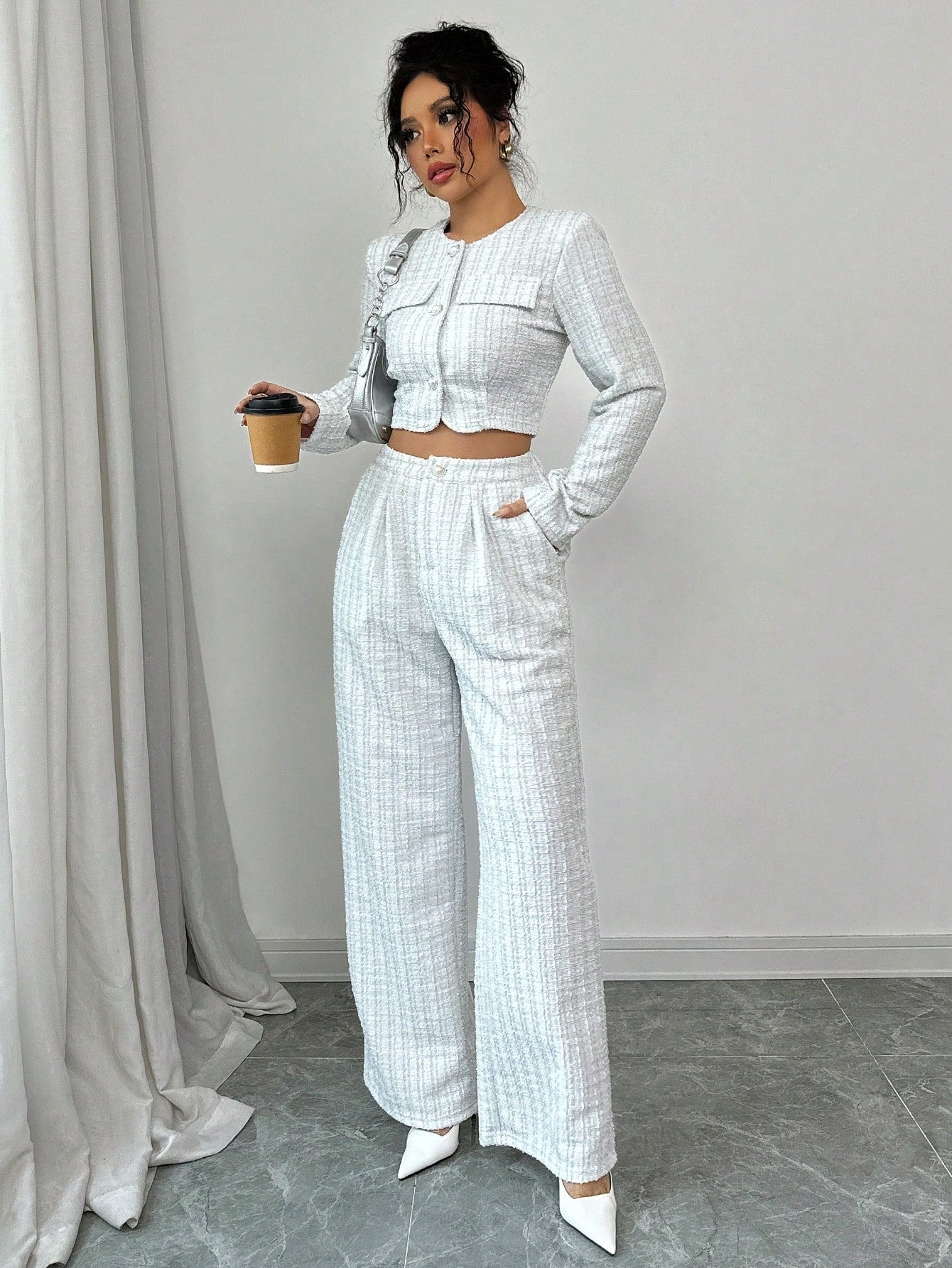 Elegant Tweed Pearl Button Short-Pants Suit – Spring & Autumn Chic - Sureru