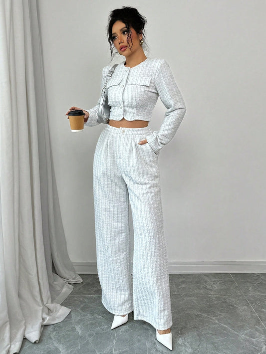 Elegant Tweed Pearl Button Short-Pants Suit – Spring & Autumn Chic - Sureru