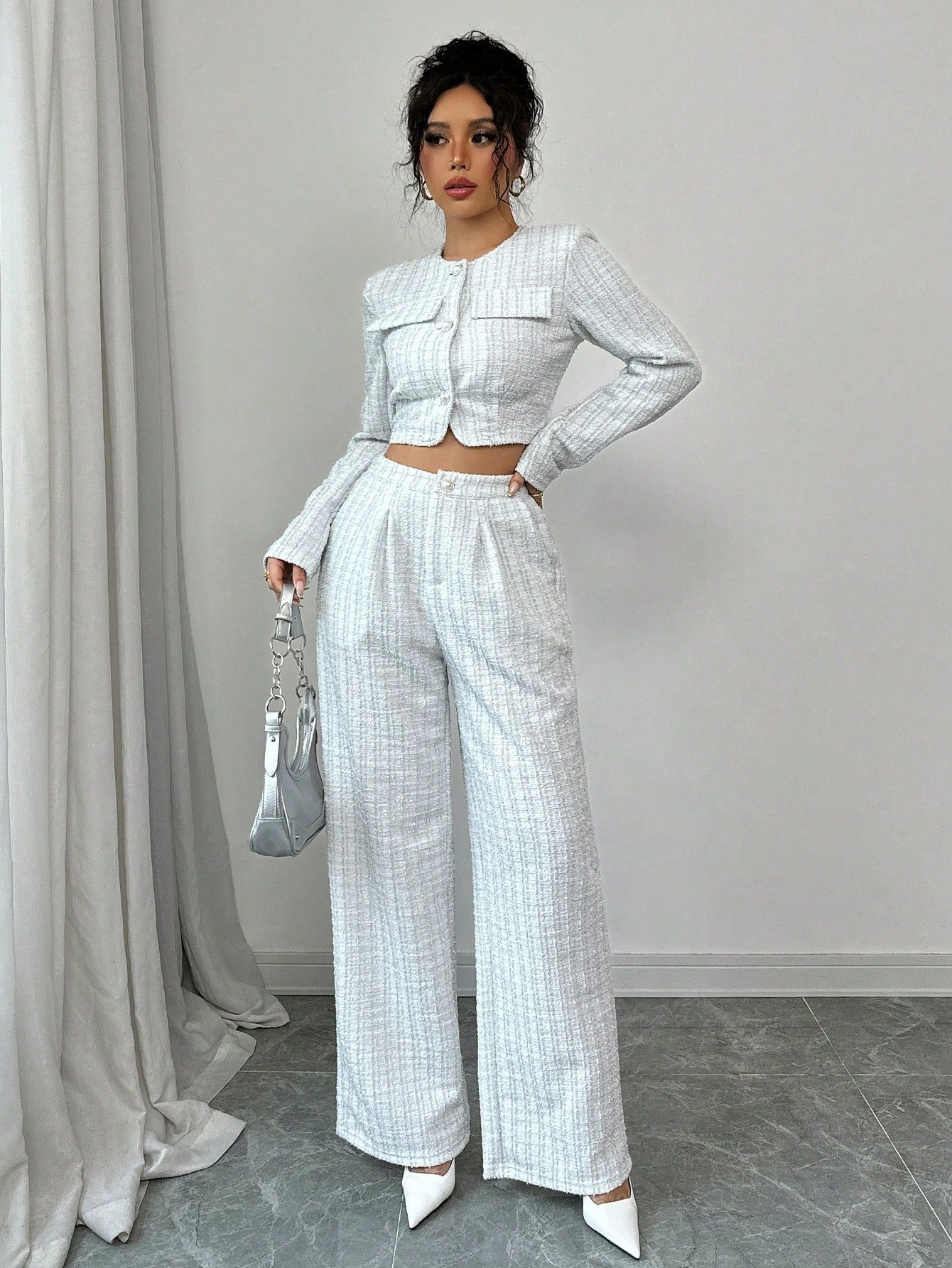 Elegant Tweed Pearl Button Short-Pants Suit – Spring & Autumn Chic - Sureru