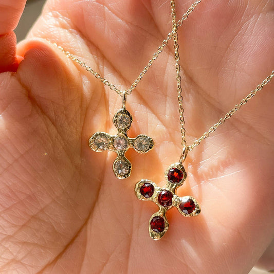✨ Light Luxury Floral Cross Pendant Necklace – Delicate Zircon Design - Sureru
