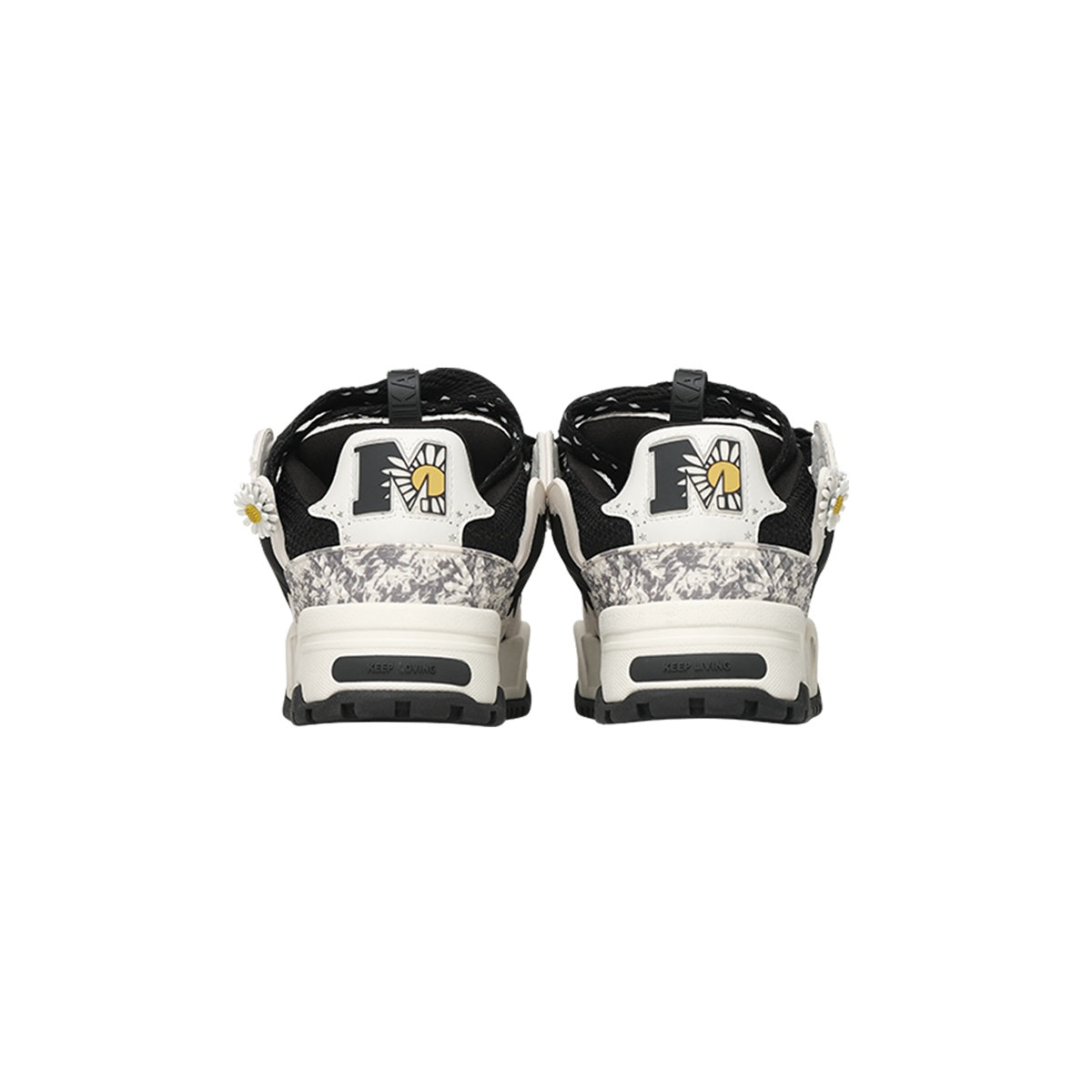 KAALIXTO--Daisy Bread Shoes - Unisex - Sureru