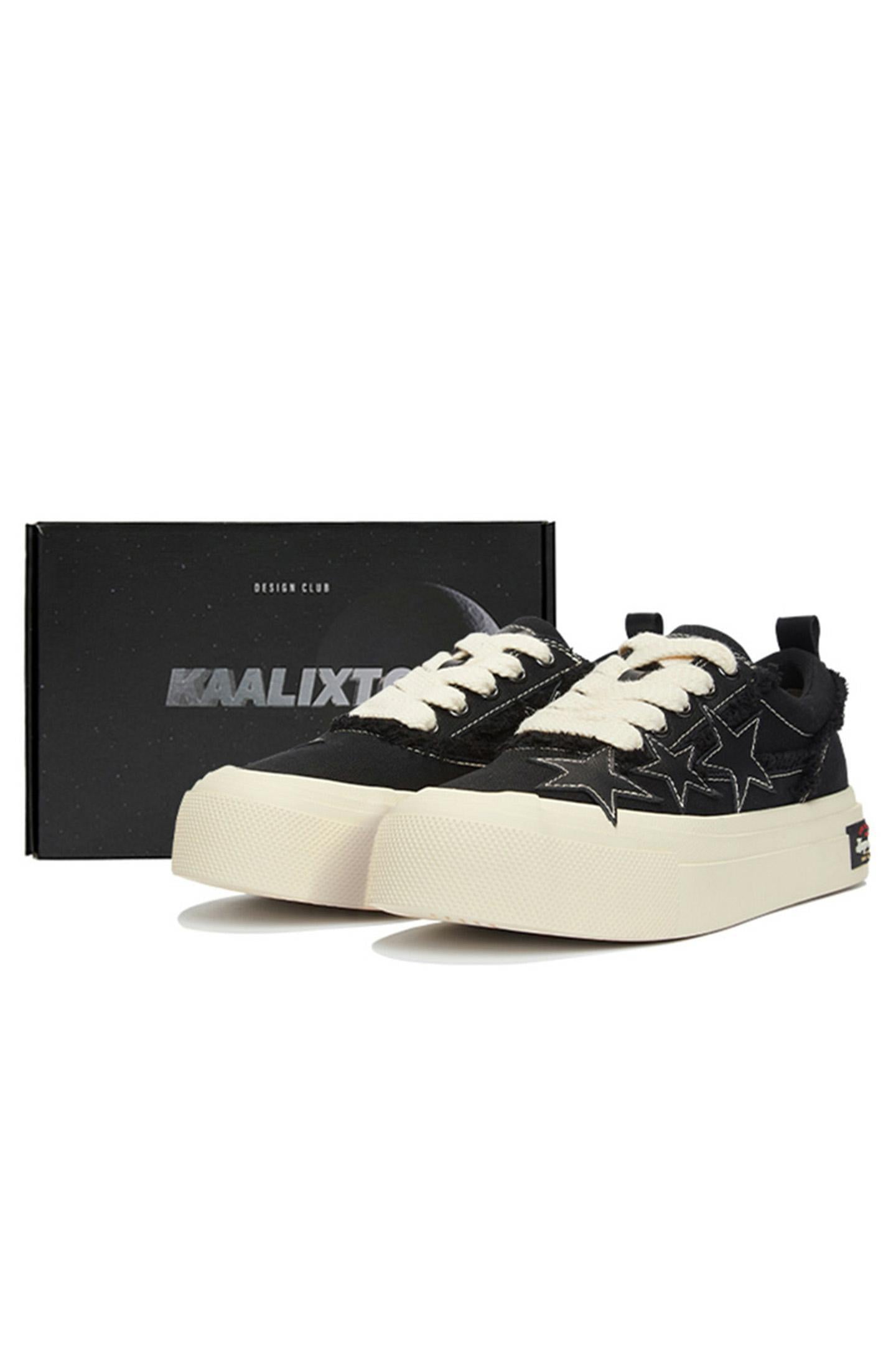 KAALIXTO--Star Canvas Shoes - Unisex - Sureru