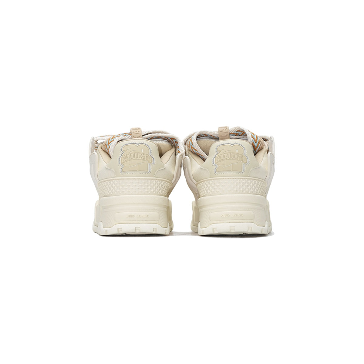 KAALIXTO--Cream Bread Shoes - Unisex - Sureru