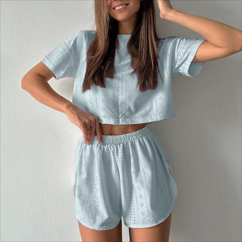 ☀️ 2-Piece Casual Hollow Summer Set – Crop Top & Slit Shorts - Sureru