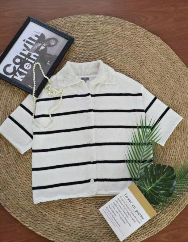 Women's 2025 Spring Summer Casual Fold-Down Short Sleeve Fashion Button Knitted Cardigan Sweater Navy Striped Sleeve Knitted Cardigan - Sureru